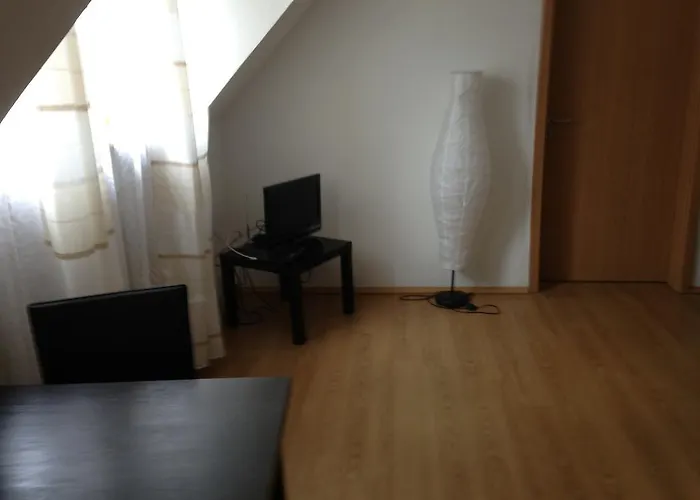 Schoenes In Lejlighed